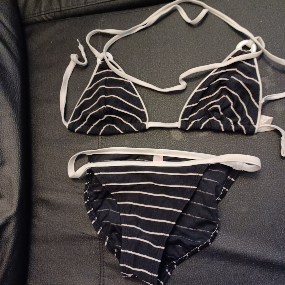 Victoria's Secret vintage bikini size small.